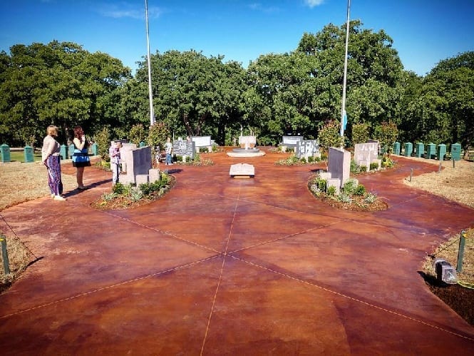 2018 memorial plaza